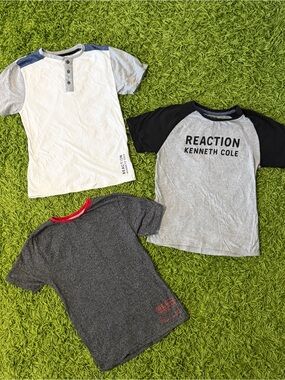 Kenneth Cole Reaction Boys' Gray & Black Raglan Logo Tee